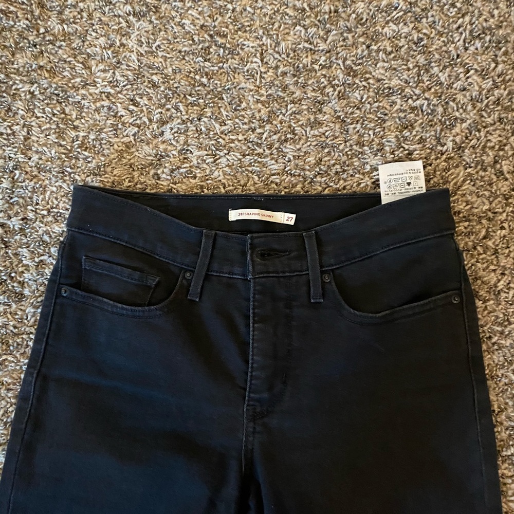 Levi’s 311 shaping skinny jeans